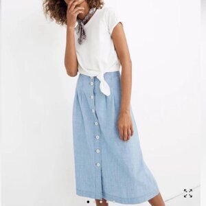 Madewell Chambray Button-Front Midi Skirt – Effortless Everyday Style